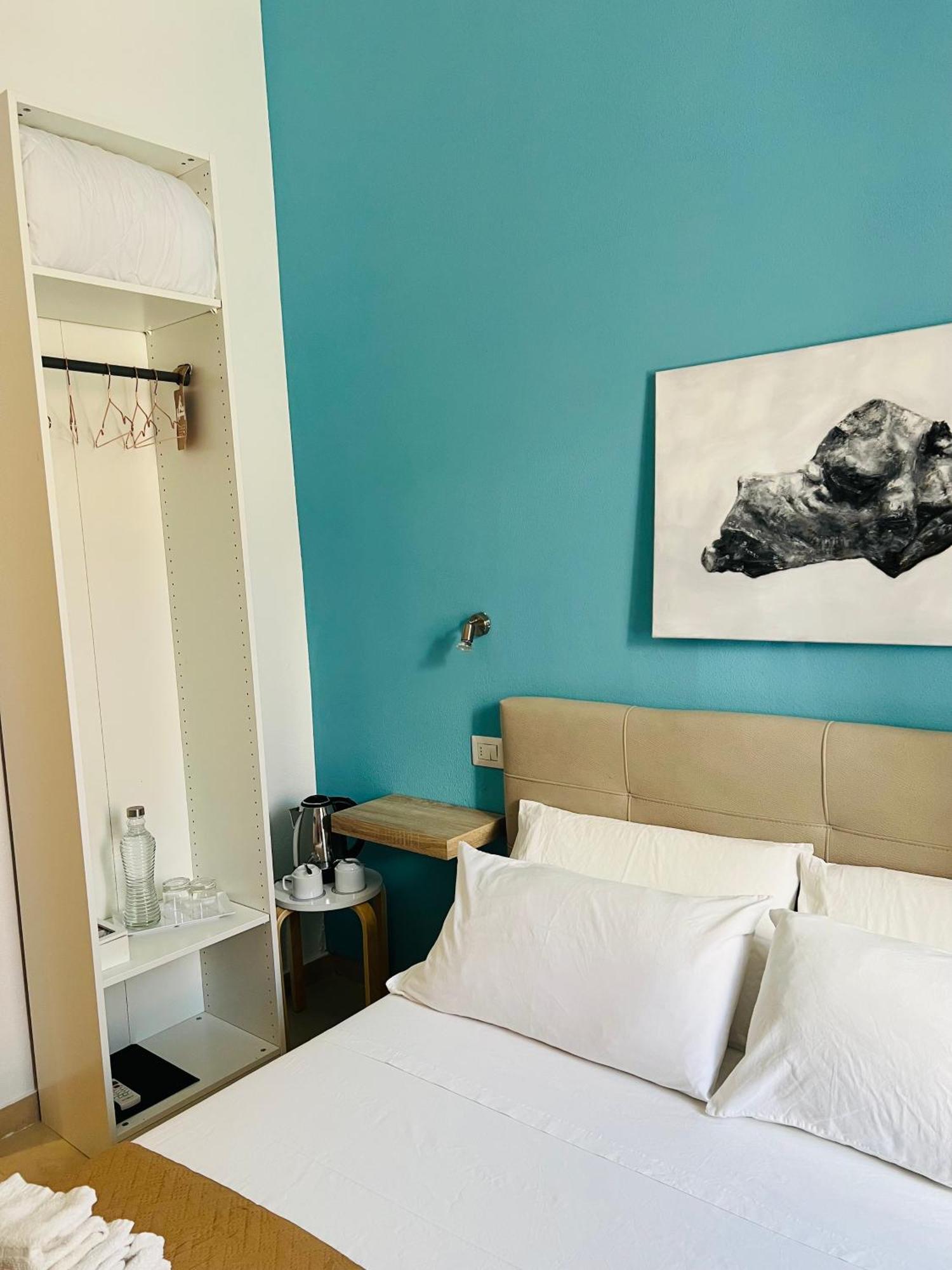 Les Chambres De Francoise Guest House Όλμπια Εξωτερικό φωτογραφία