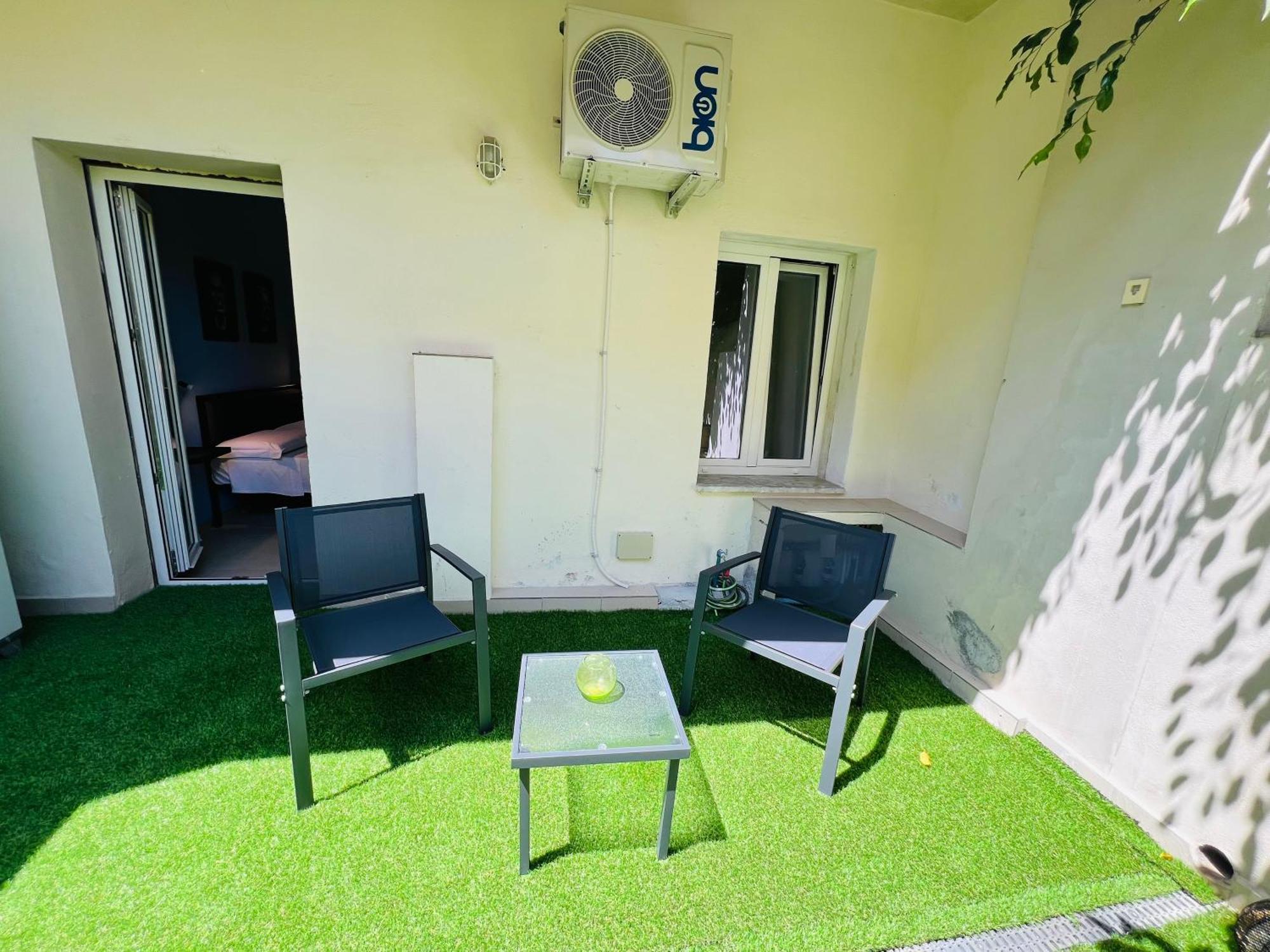 Les Chambres De Francoise Guest House Όλμπια Εξωτερικό φωτογραφία