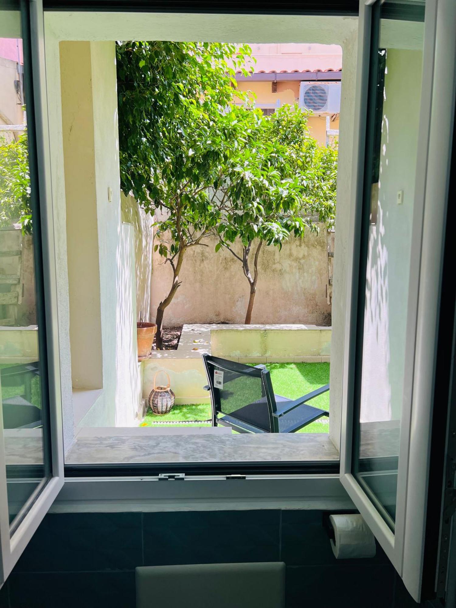 Les Chambres De Francoise Guest House Όλμπια Εξωτερικό φωτογραφία